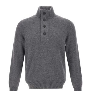 Gran Sasso
button-placket wool sweater